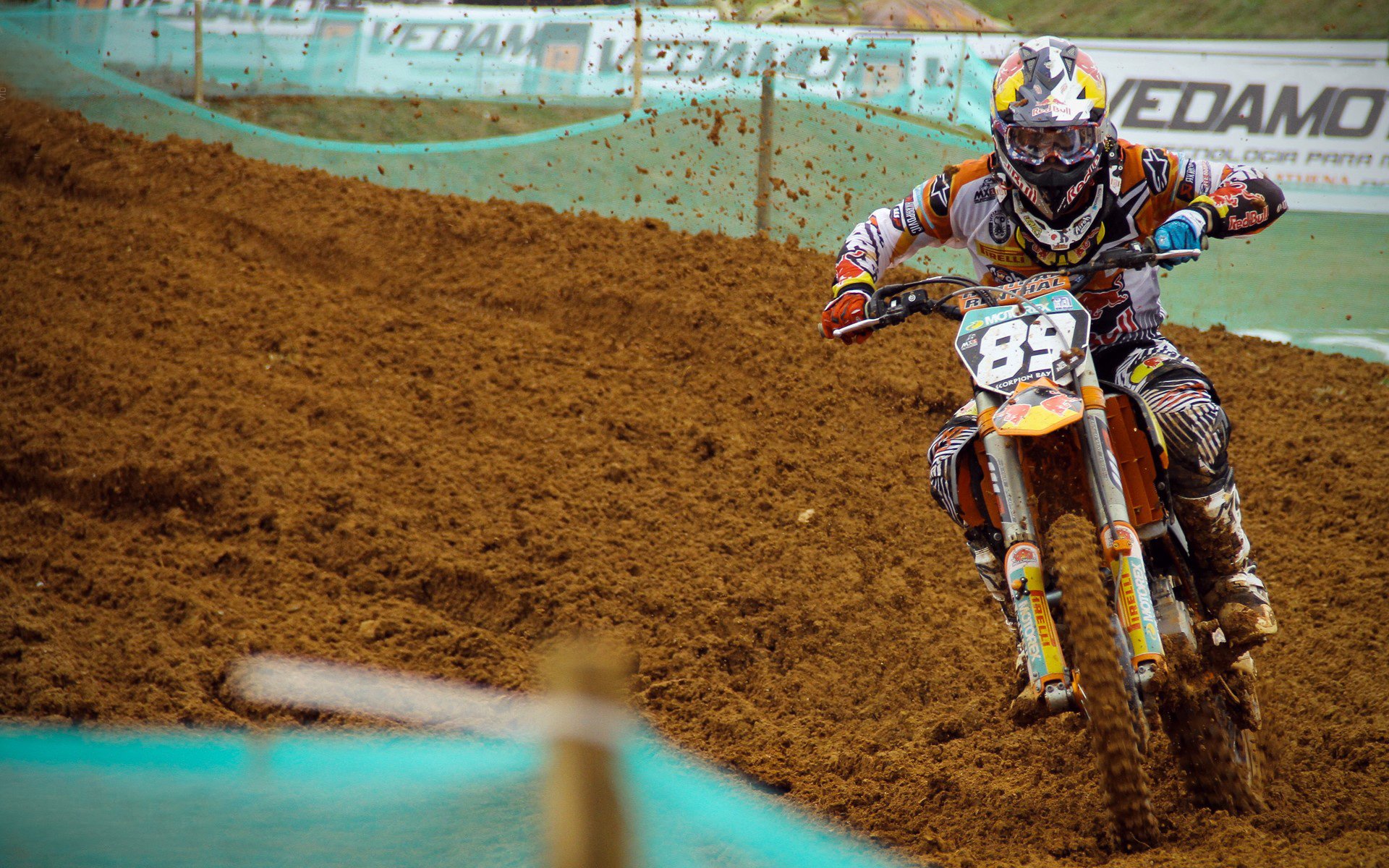 索伯绝杀梅奔，皮亚斯特里惊艳四座，一场改写F1格局的史诗之战