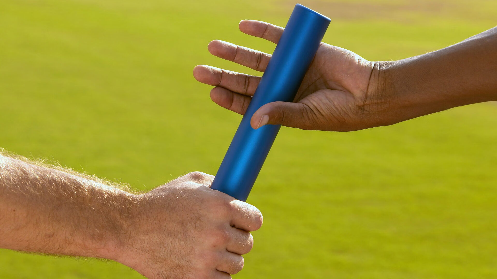 迈凯伦轻取梅赛德斯,勒克莱尔领衔红牛环奏凯